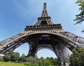 View of the Eiffel Tower from the gardens