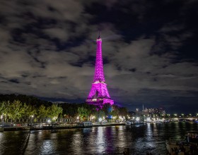 Eiffel Tower in pink