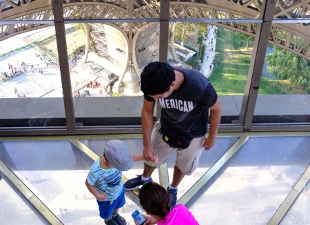 The transparent floor