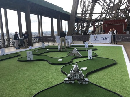 Miniature golf activity