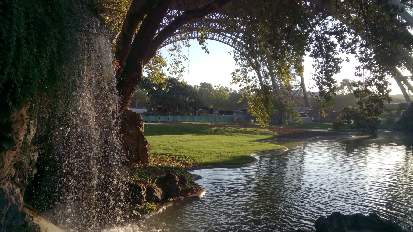 Photo of Eiffel Tower gardens