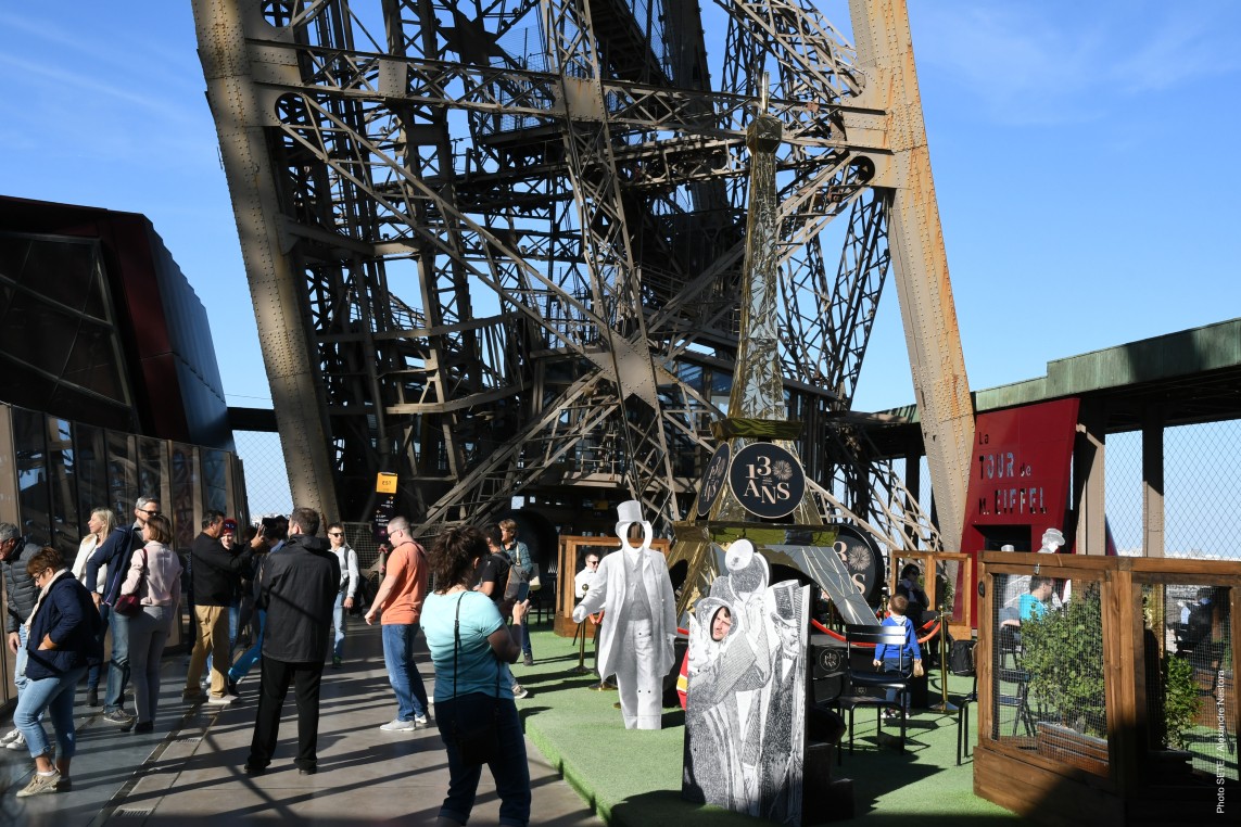 Photo of the Eiffel Tower terrace, 2019