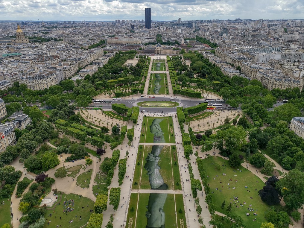 the giant fresco of SAYPE from the Eiffel Tower