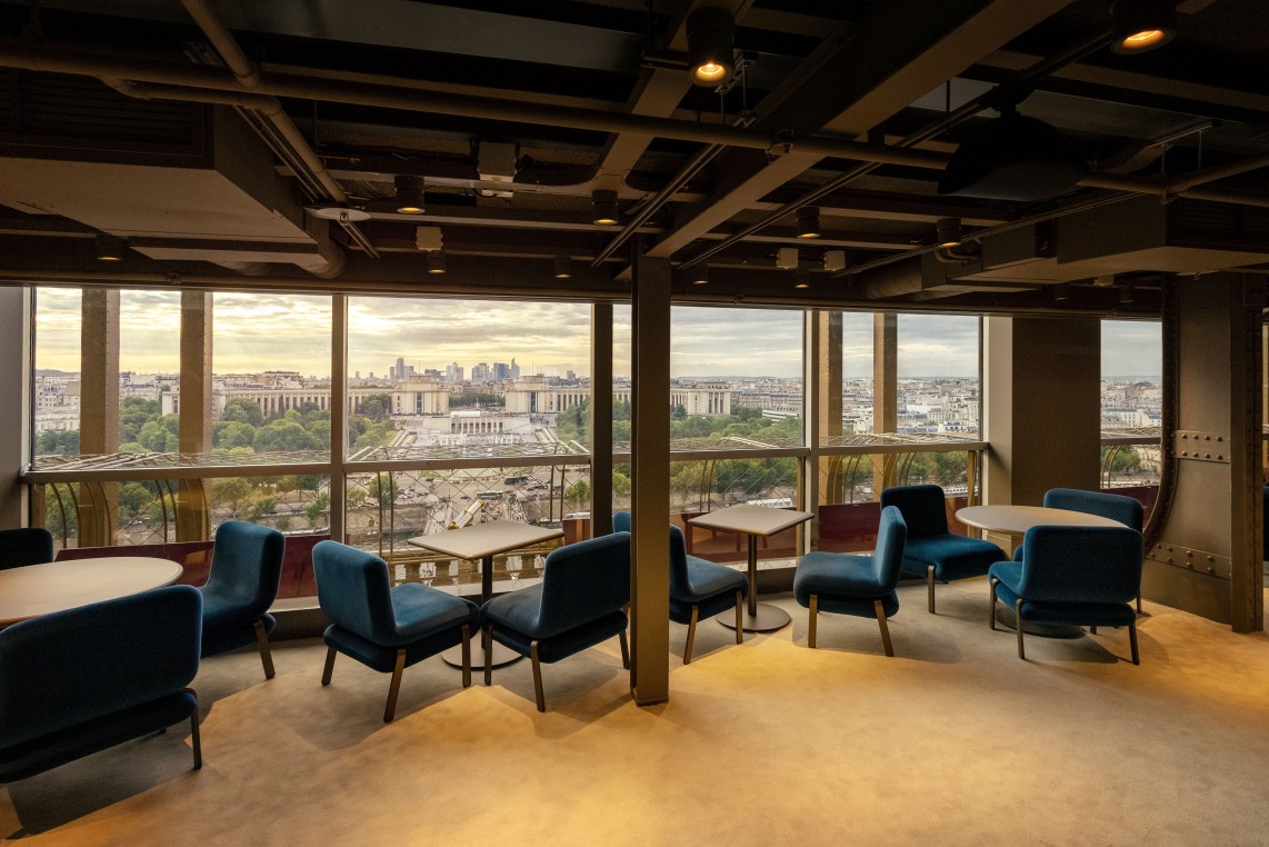 The lounge-bar at Madame Brasserie