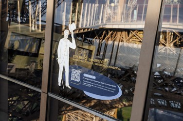 Photo of the experience sticker on a smartphone on the 1st floor